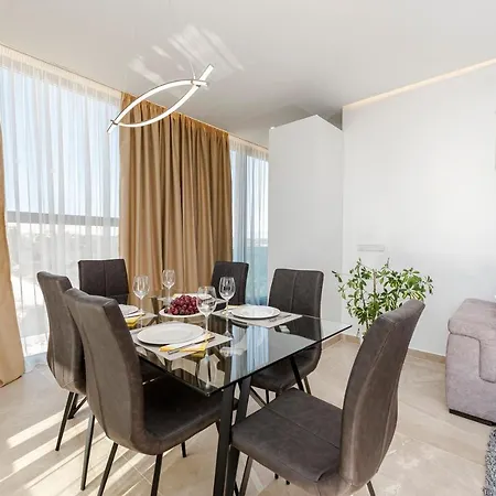 Tadic Apartament *