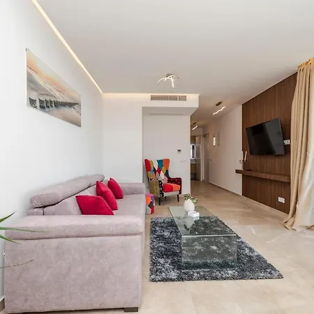 Apartman Tadic *